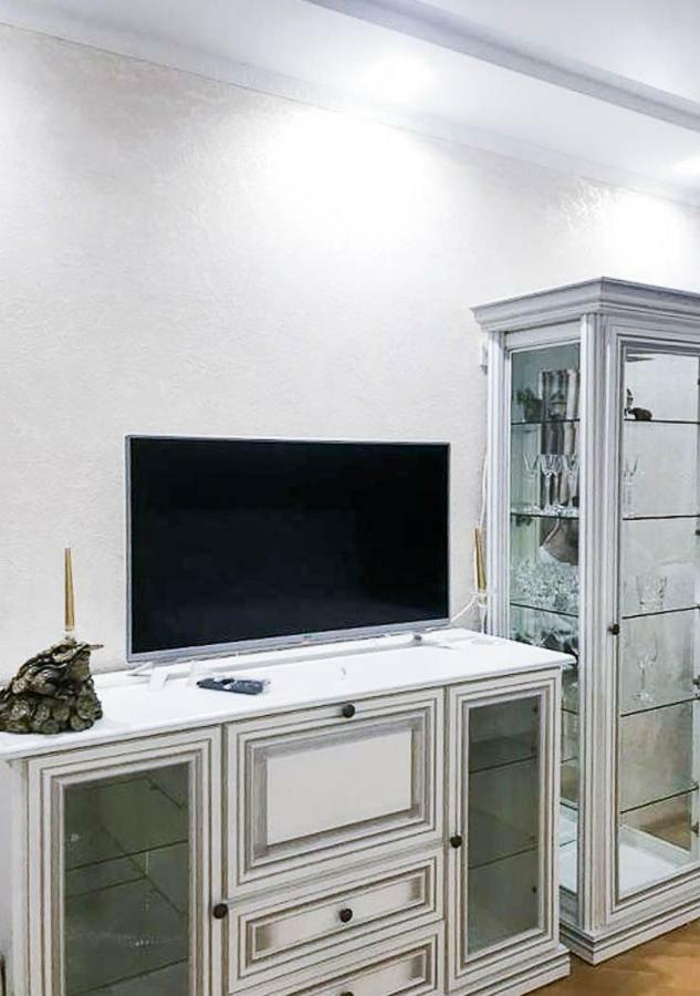 Rent-Kiev Apartment on LuxKlavdievskaya Exterior foto